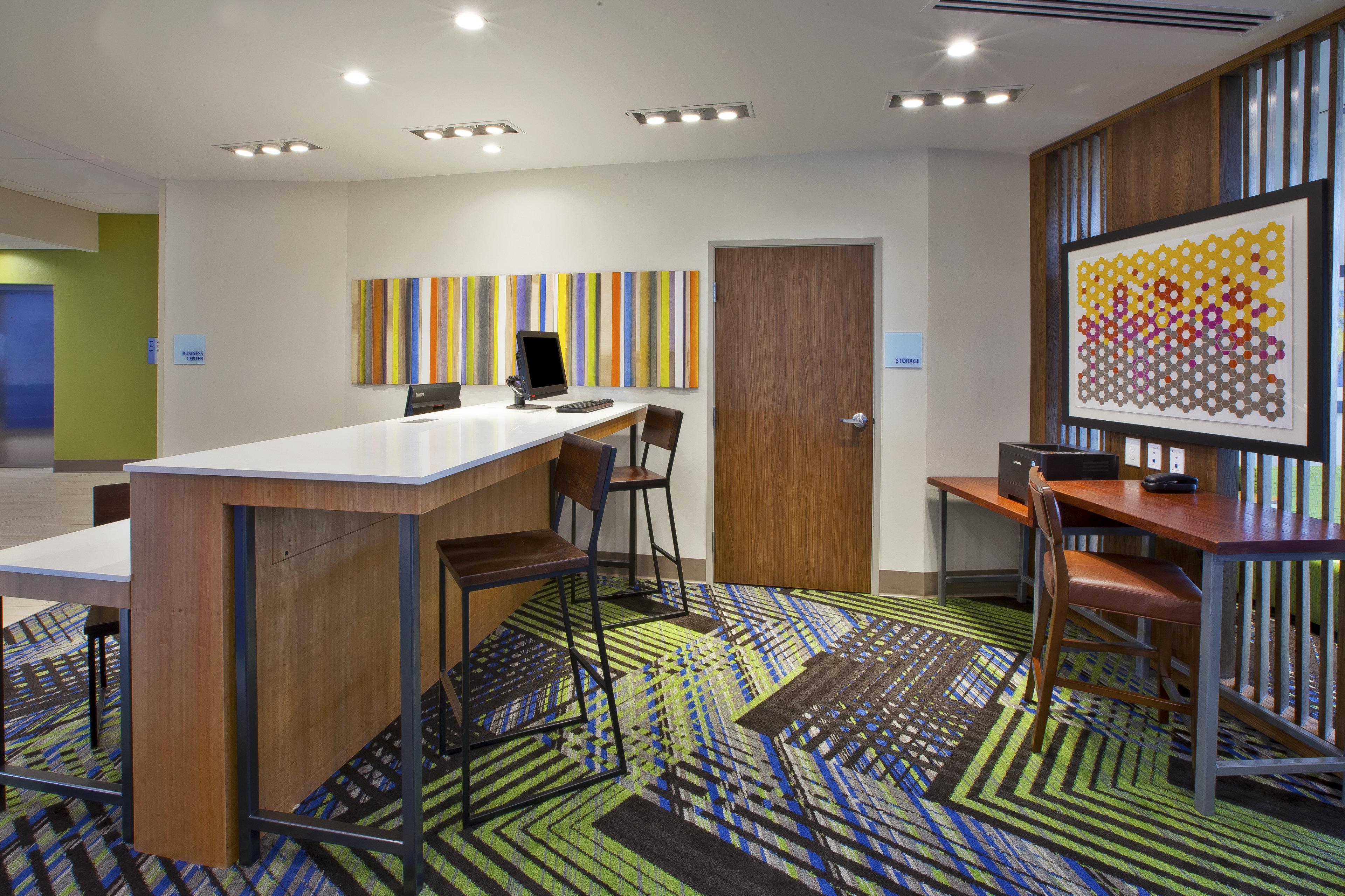 Holiday Inn Express And Suites South Hill By Ihg Exterior foto