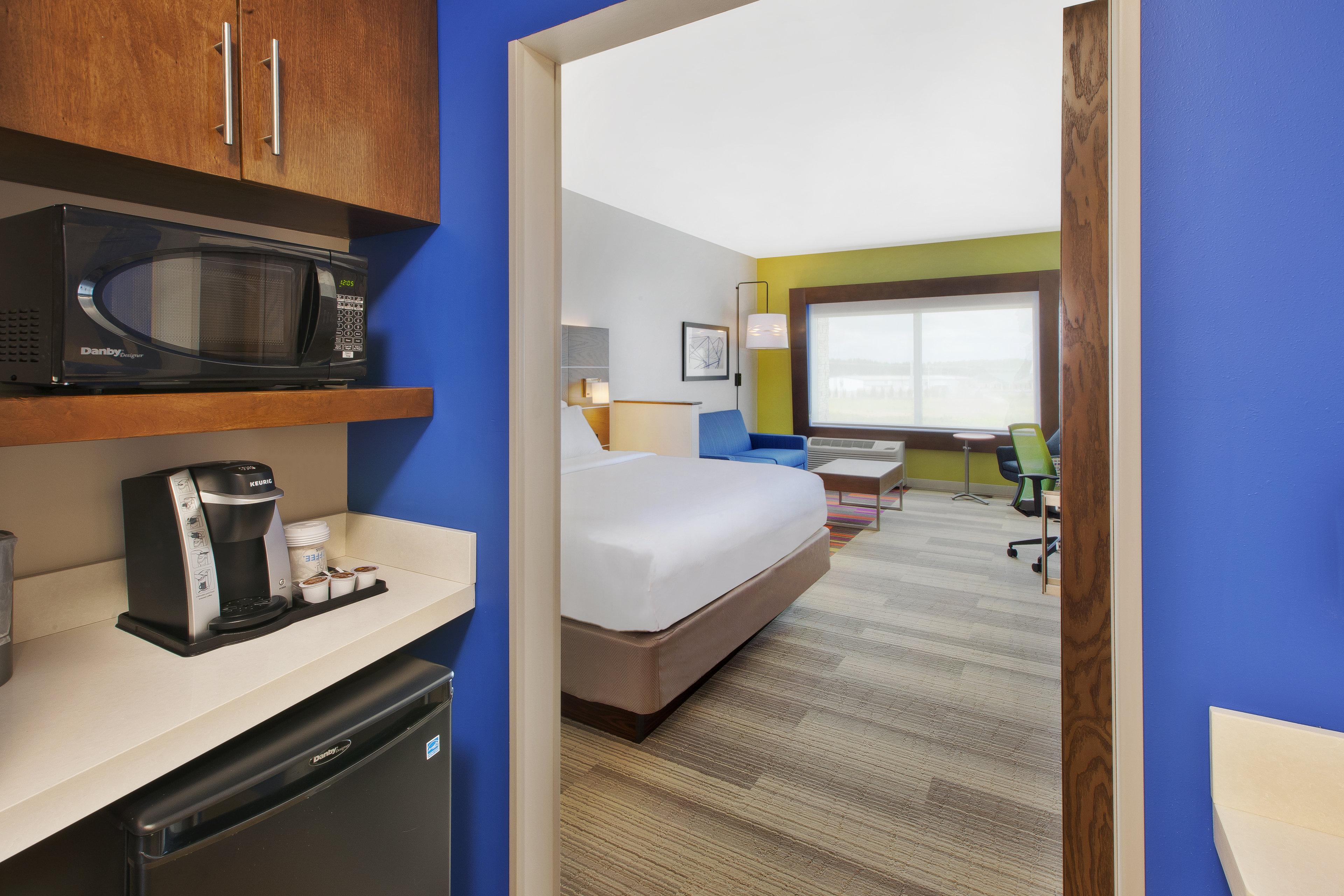 Holiday Inn Express And Suites South Hill By Ihg Exterior foto