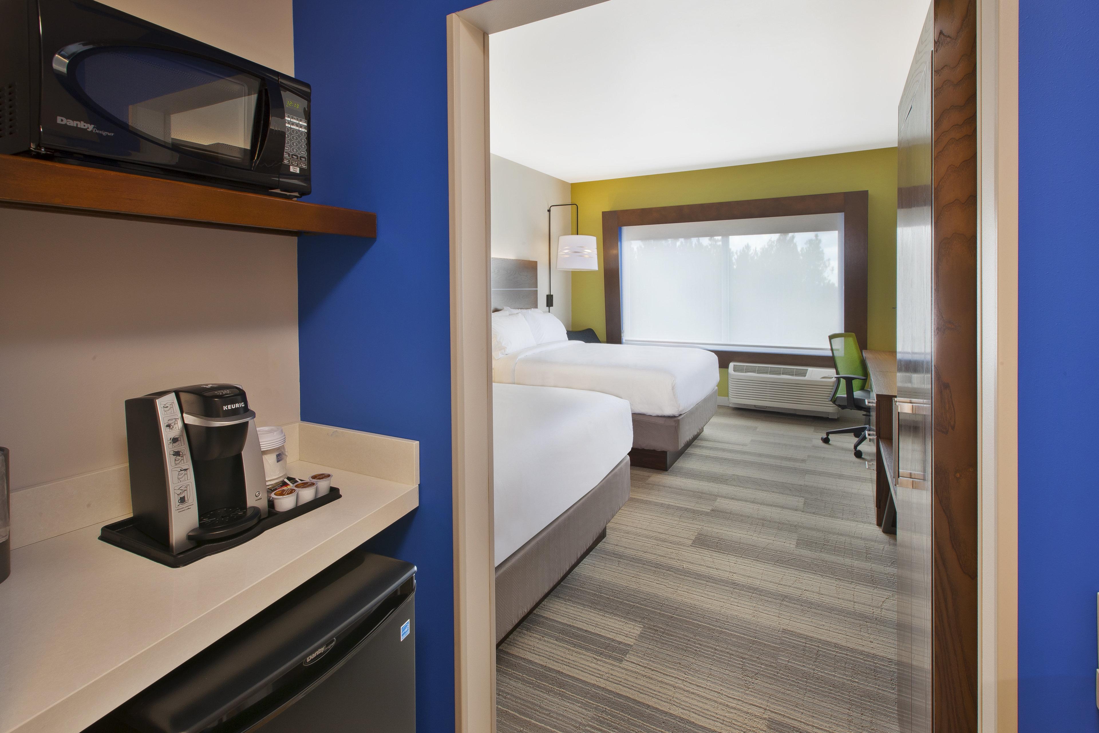 Holiday Inn Express And Suites South Hill By Ihg Exterior foto